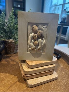 Willow Tree “Family” Memory Box